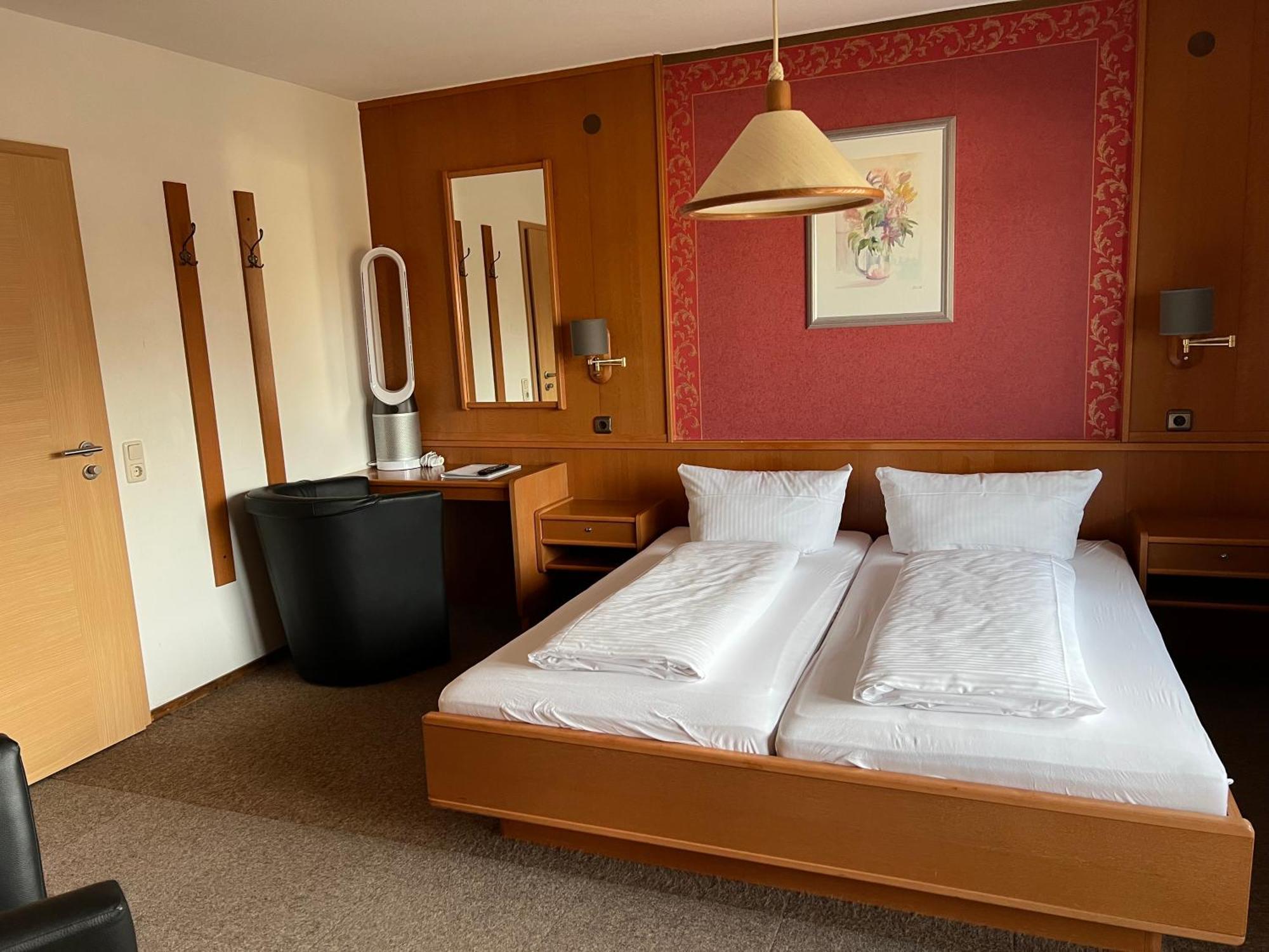 Hotel Wettlaufer Homberg  Exteriér fotografie